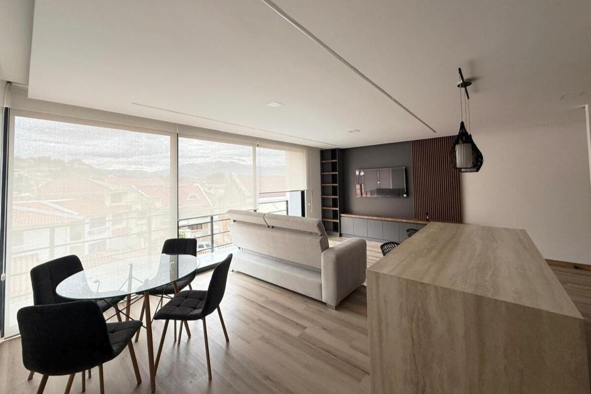 Impresionante Suite Doble A Estrenar En Cuenca Exterior foto